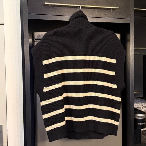 ZARA ZIP UP SWEATER - Picture 4 of 5